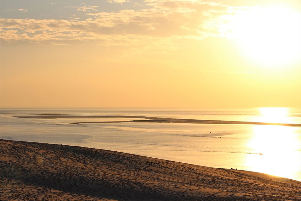 Puesta de sol sobre el mar desde la duna de Pilat