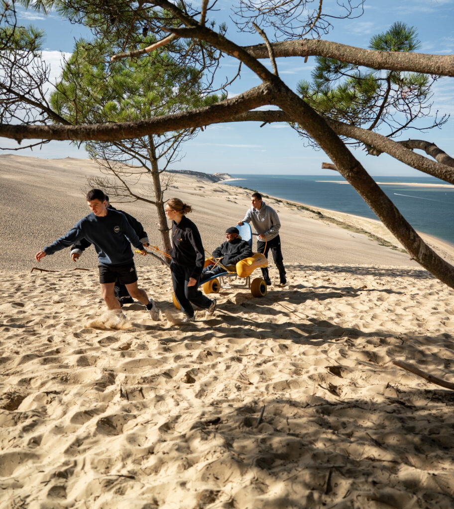 Handi Dune 2025 : une ascension solidaire exceptionnelle - Dune du Pilat